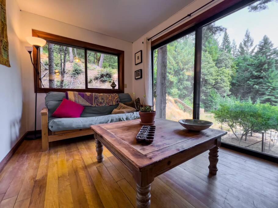 Апартаменти Little House In The Redwoods With A Hot Tub! Ґарбервілл Екстер'єр фото